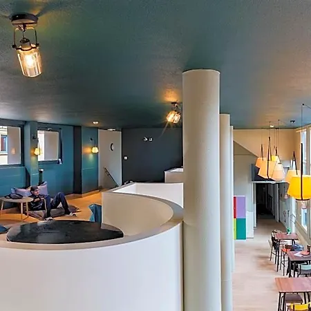 Hostel20 Centre Хостел Лион